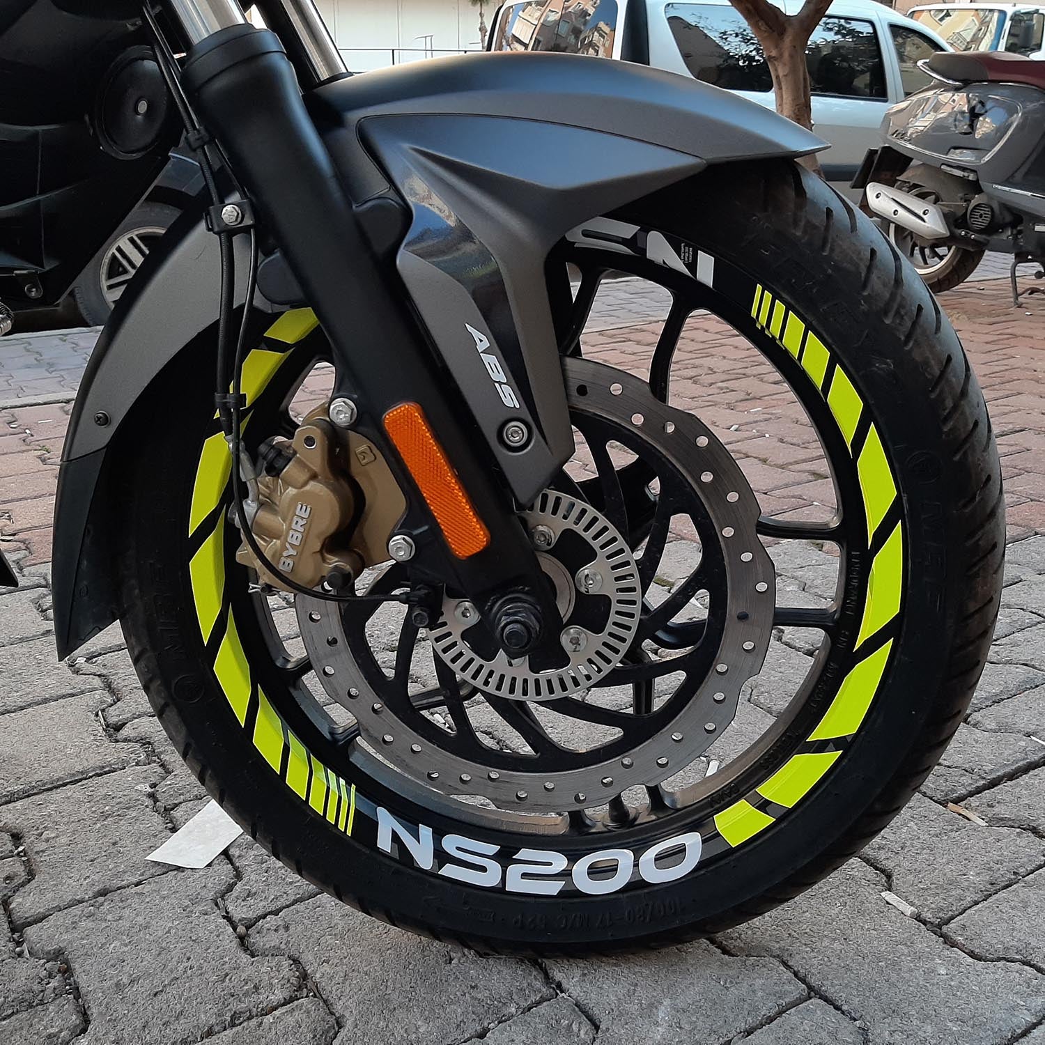 Bajaj Pulsar NS 200 Jant Şeridi