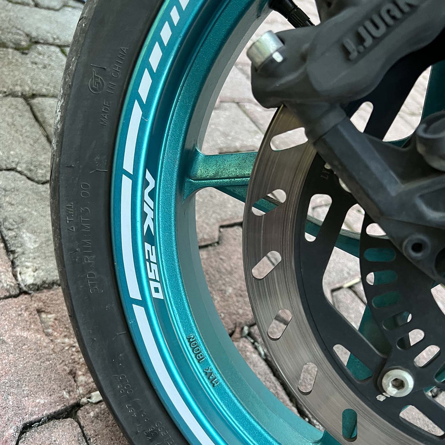 CFMOTO 250 NK Jant Şeridi