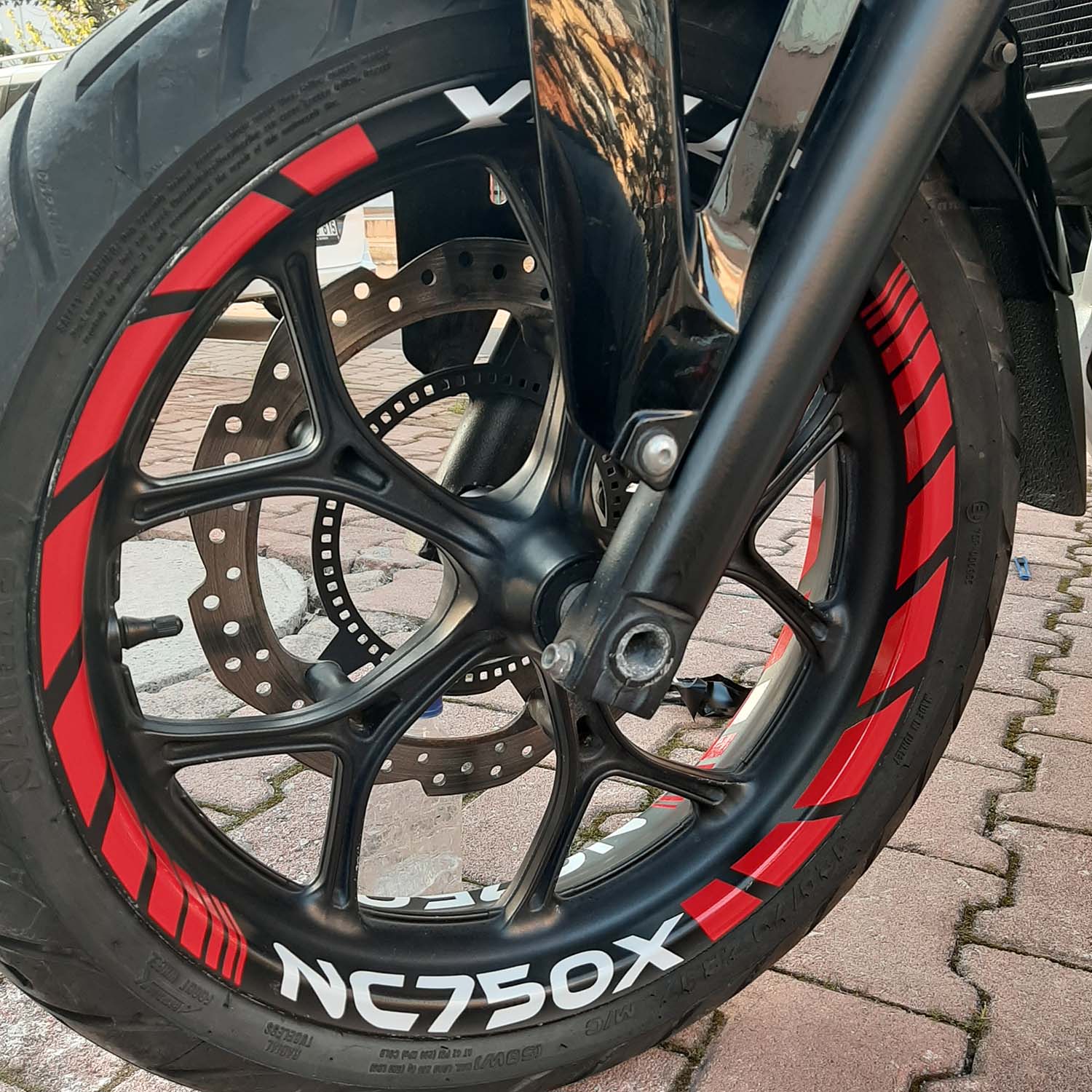 Honda NC 750 X Jant Şeridi