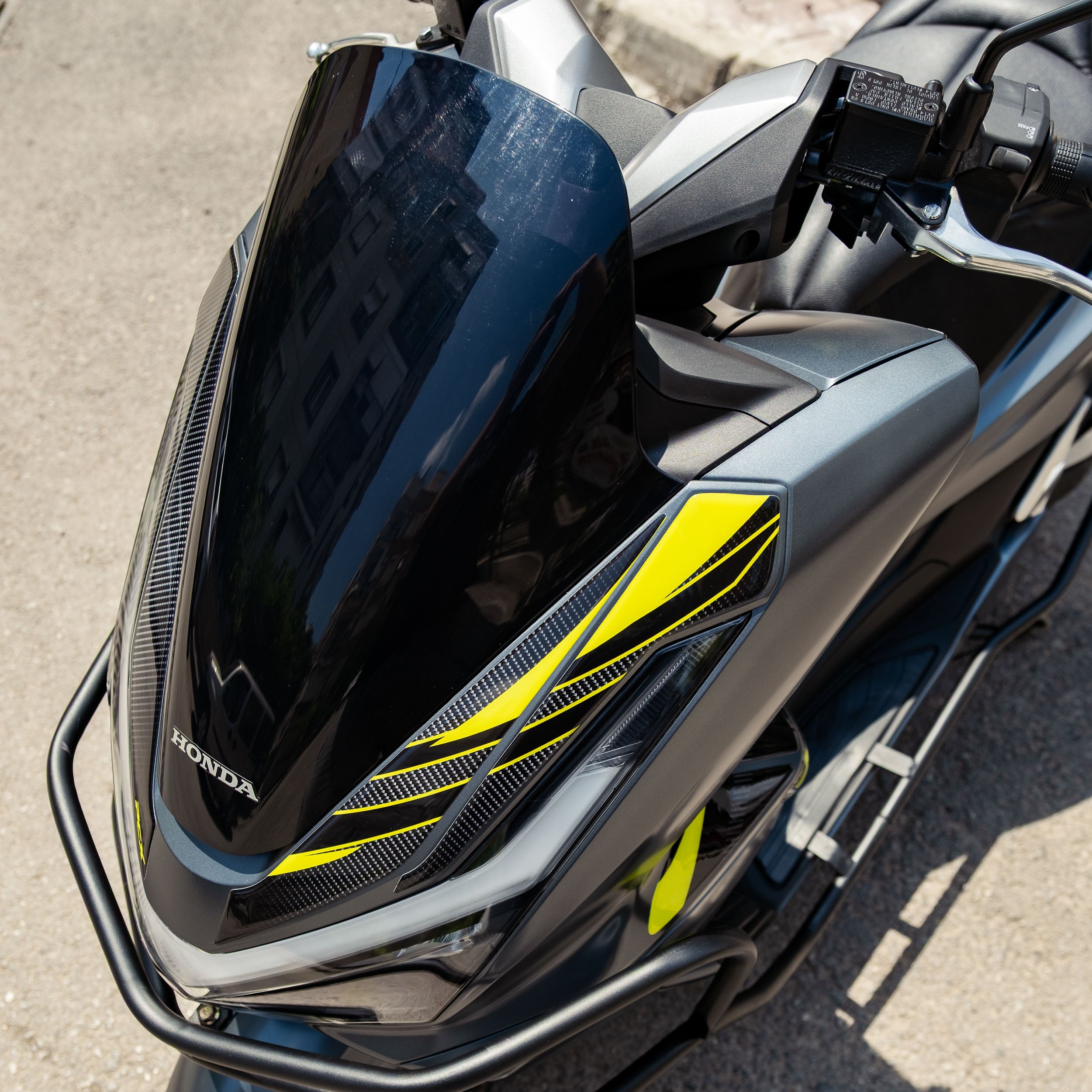 Honda PCX Aesthetic Lines Tank Pad Set (2025-2026)