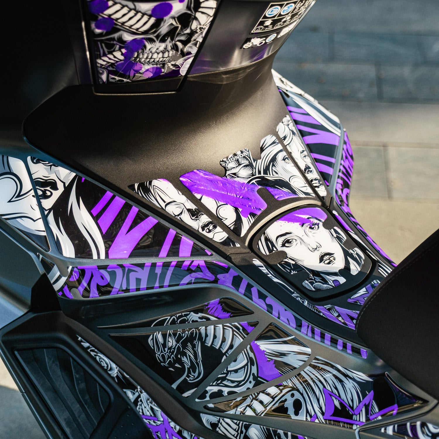 Honda PCX Barrio Divas Tank Pad Set (2025)