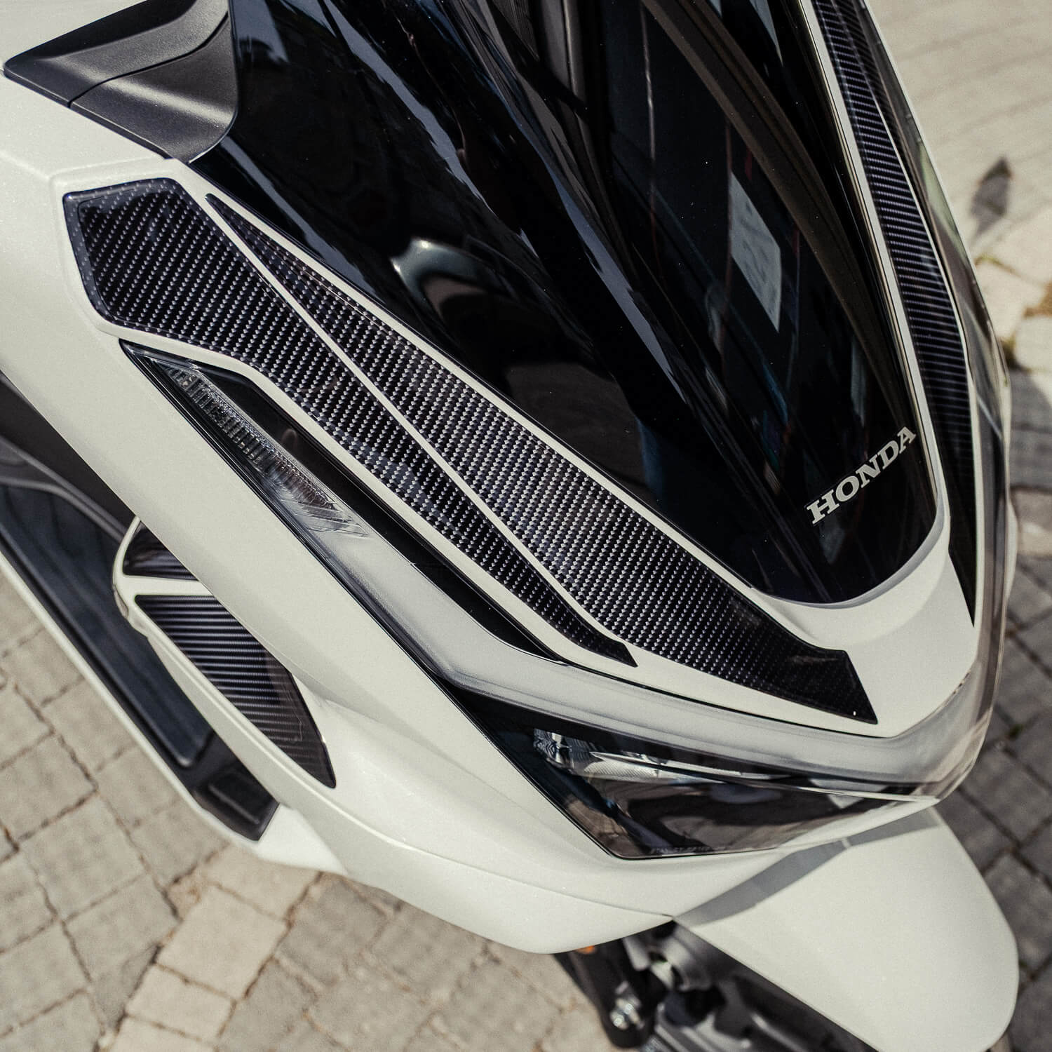 Honda PCX Karbon Tasarımlı Tank Pad Set (2025) #set_tank pad set