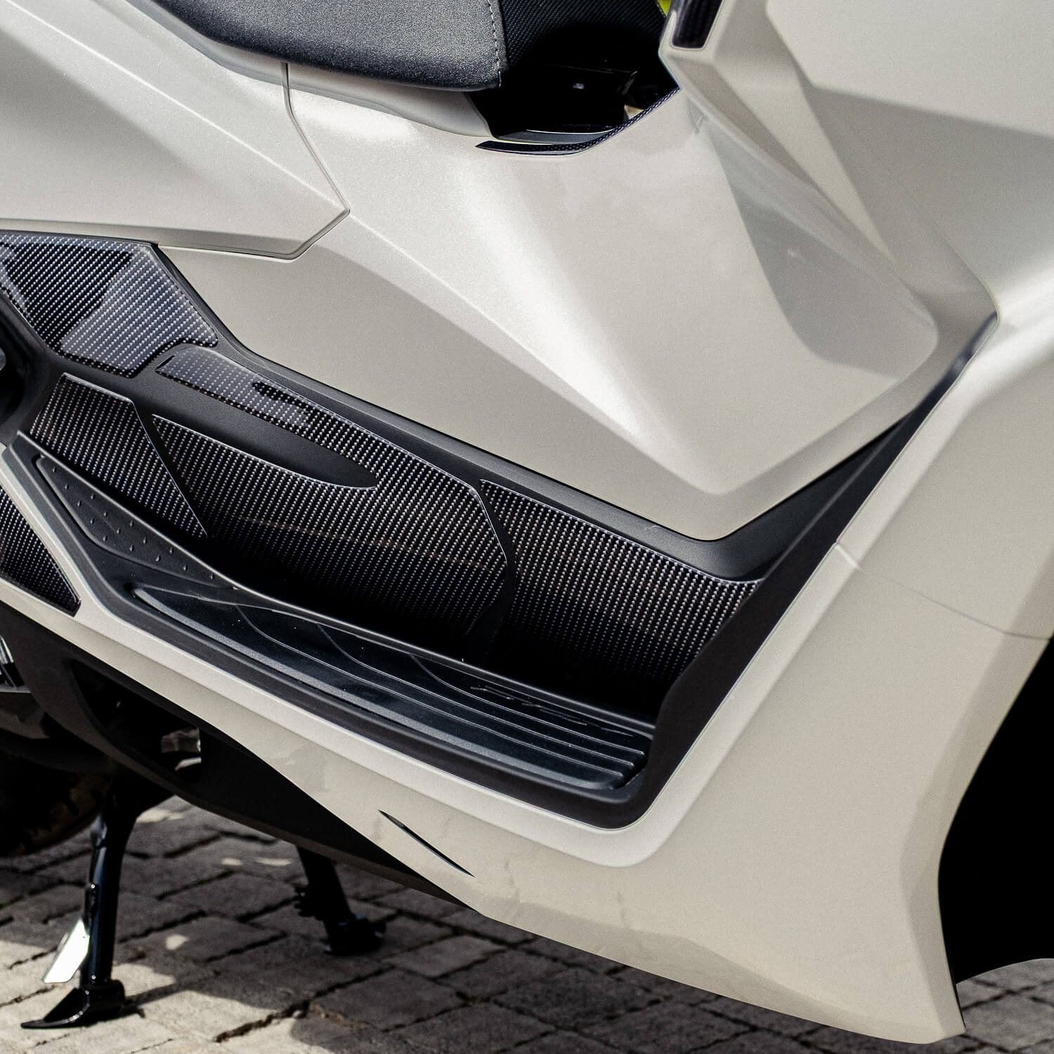 Honda PCX Karbon Tasarımlı Tank Pad Set (2025) #set_yan pad set