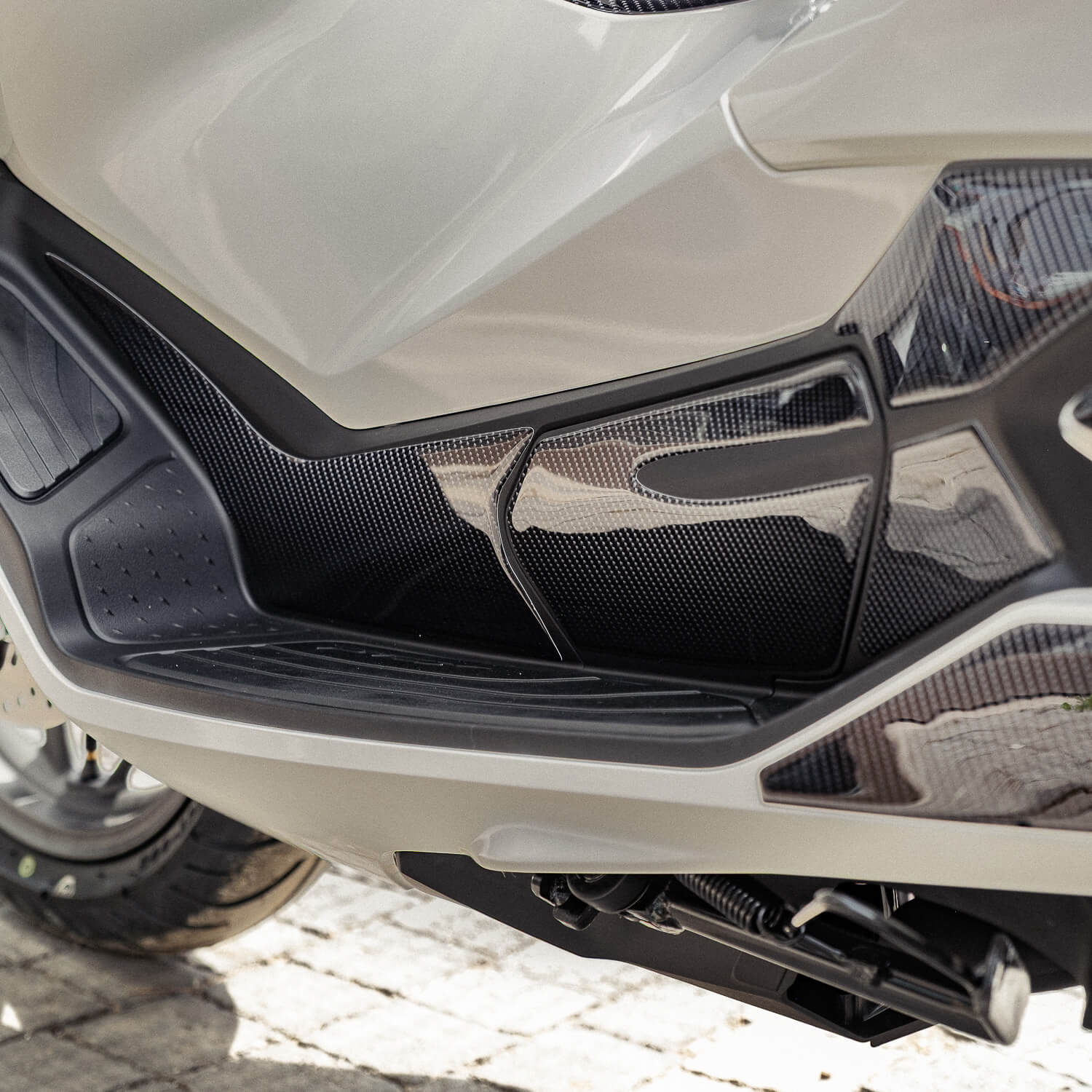 Honda PCX Karbon Tasarımlı Tank Pad Set (2025) #set_yan pad set