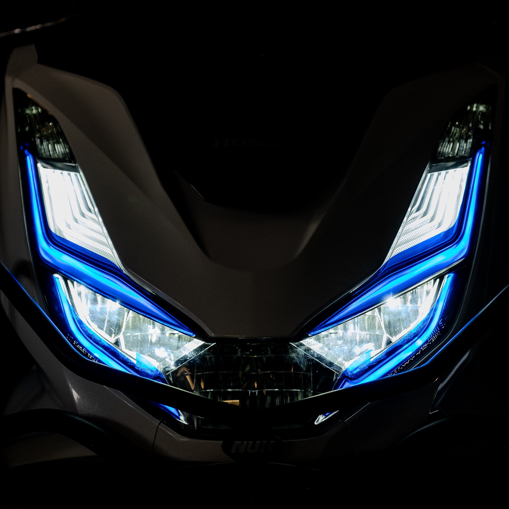 Honda PCX Ön Far Üstü Filmi, Far Kaşı #renk_lacivert