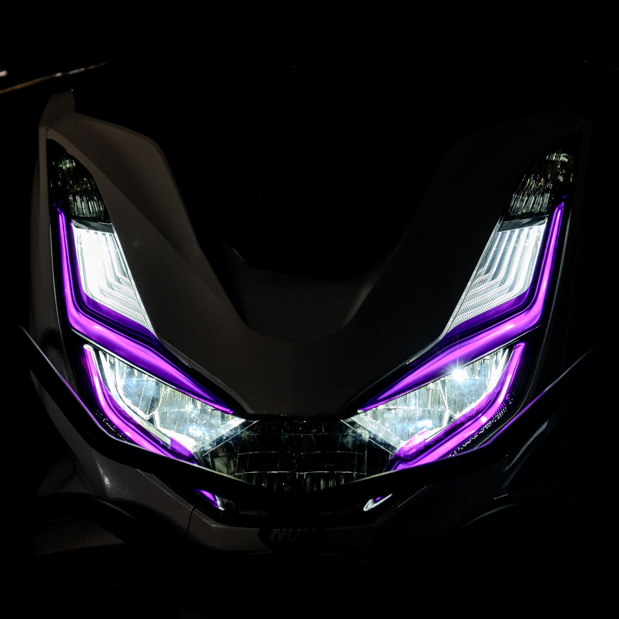 Honda PCX Ön Far Üstü Filmi, Far Kaşı #renk_mor