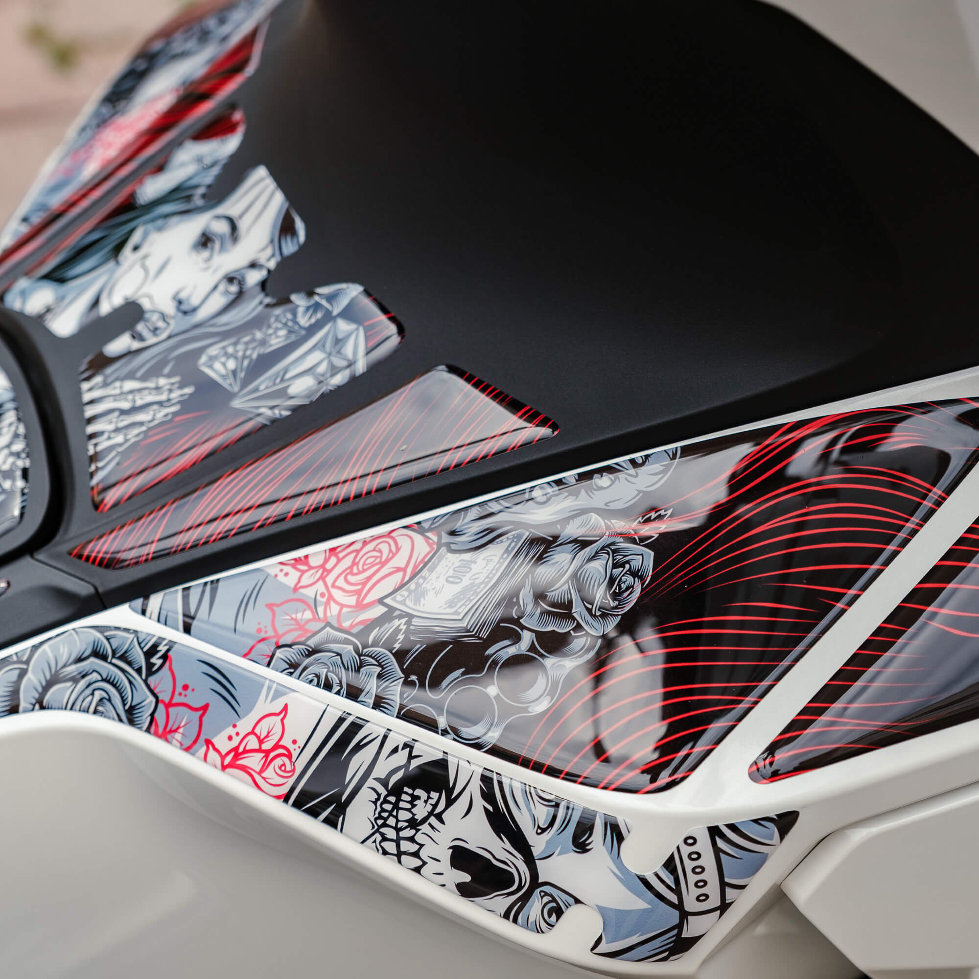 Honda PCX Shadow Queen Tank Pad Set (2025)