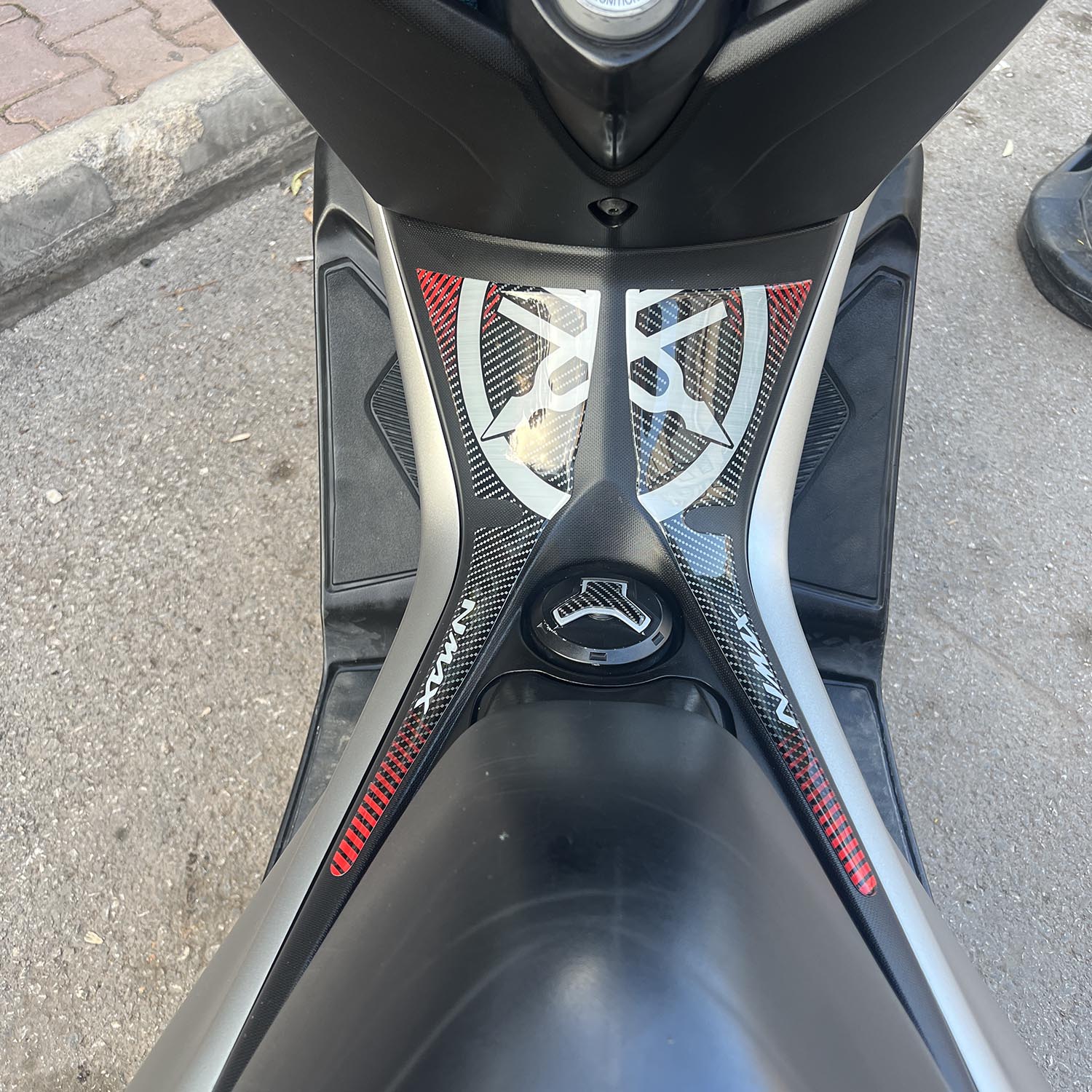 Yamaha NMAX Tank Pad Set Eski Kasa