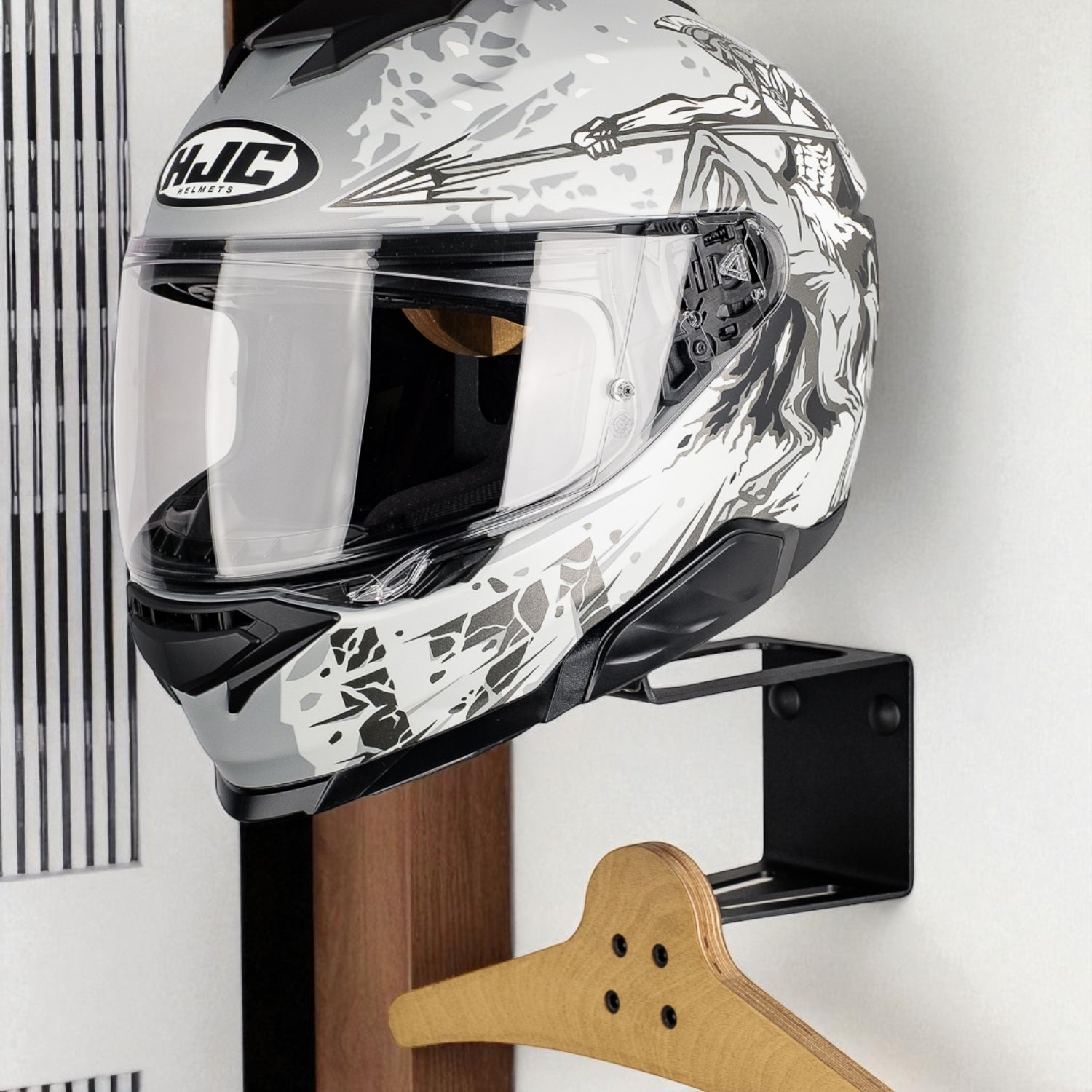 Kask Standı – Duvara Monte Kask Askısı (Tüm Kasklar ile Uyumlu)