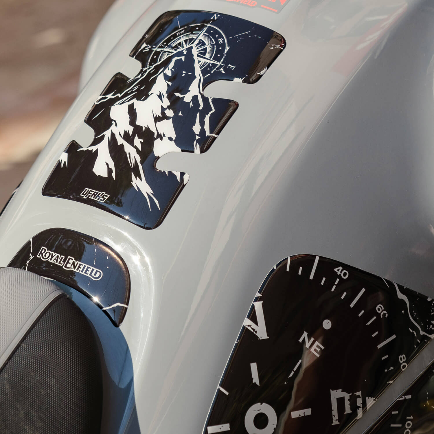 Royal Enfield Himalayan 450 Compass Tank Pad Set (2024)