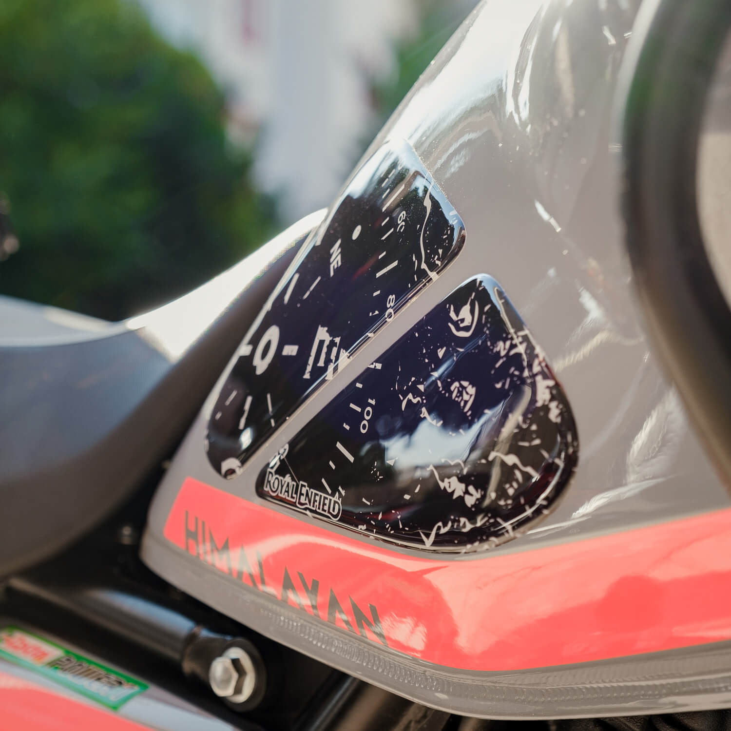 Royal Enfield Himalayan 450 Compass Tank Pad Set (2024)