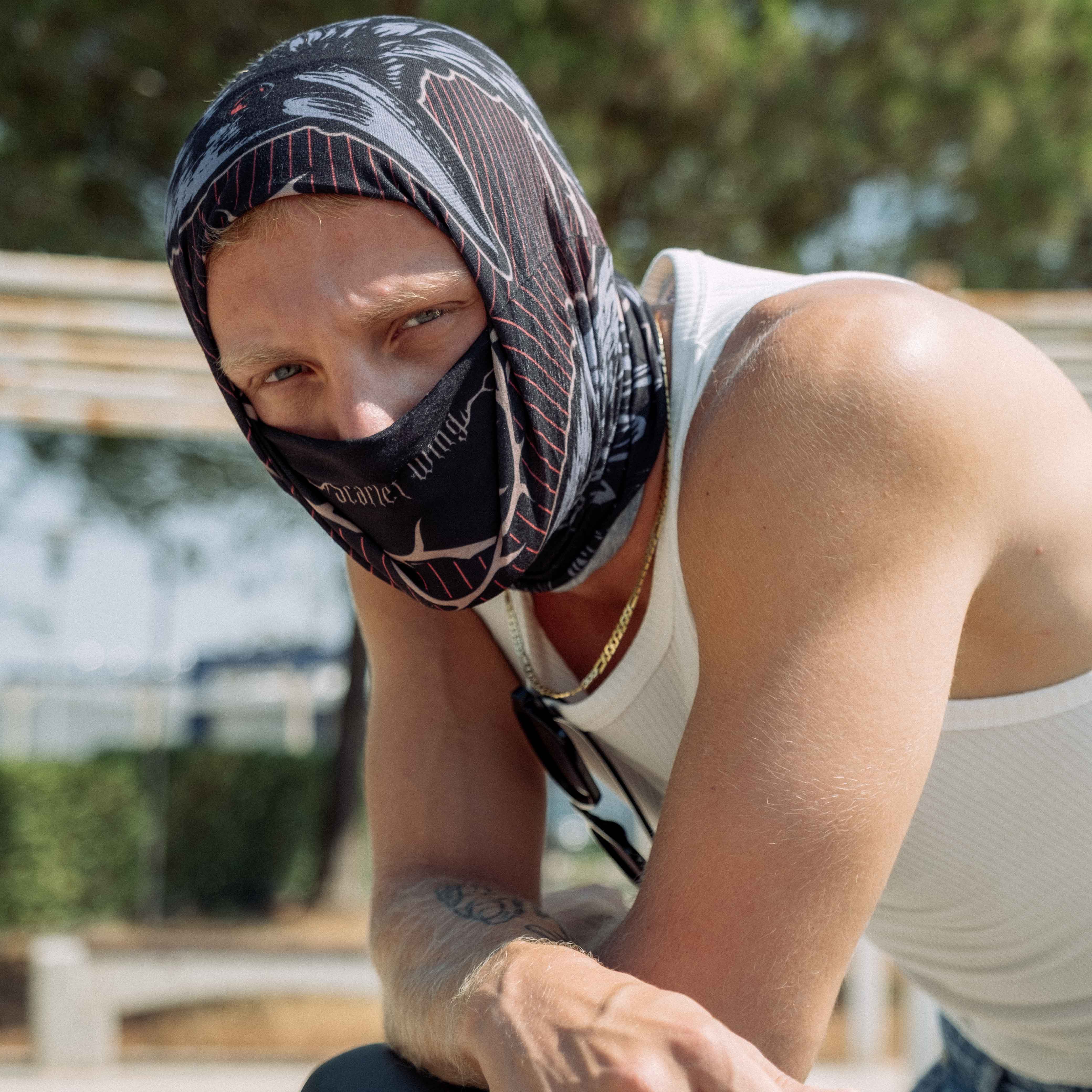 Scarlet Wing Desenli Buff Bandana