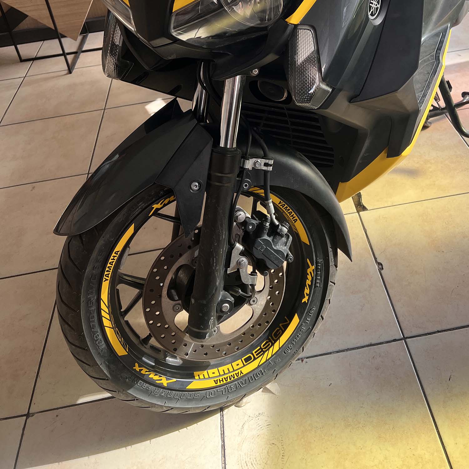Yamaha XMAX Desenli Jant Şeridi