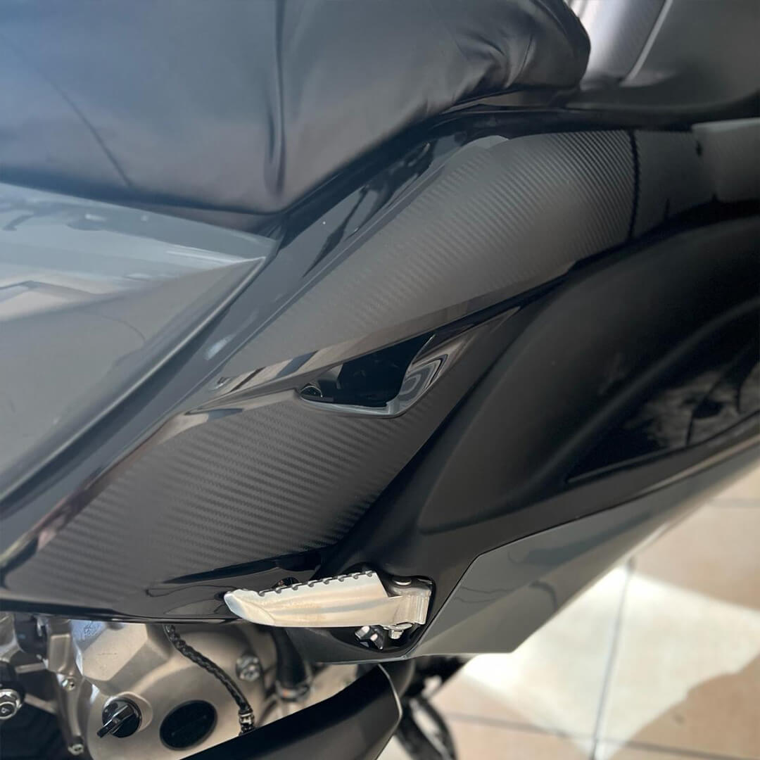 Yamaha XMAX Karbon Sticker Seti