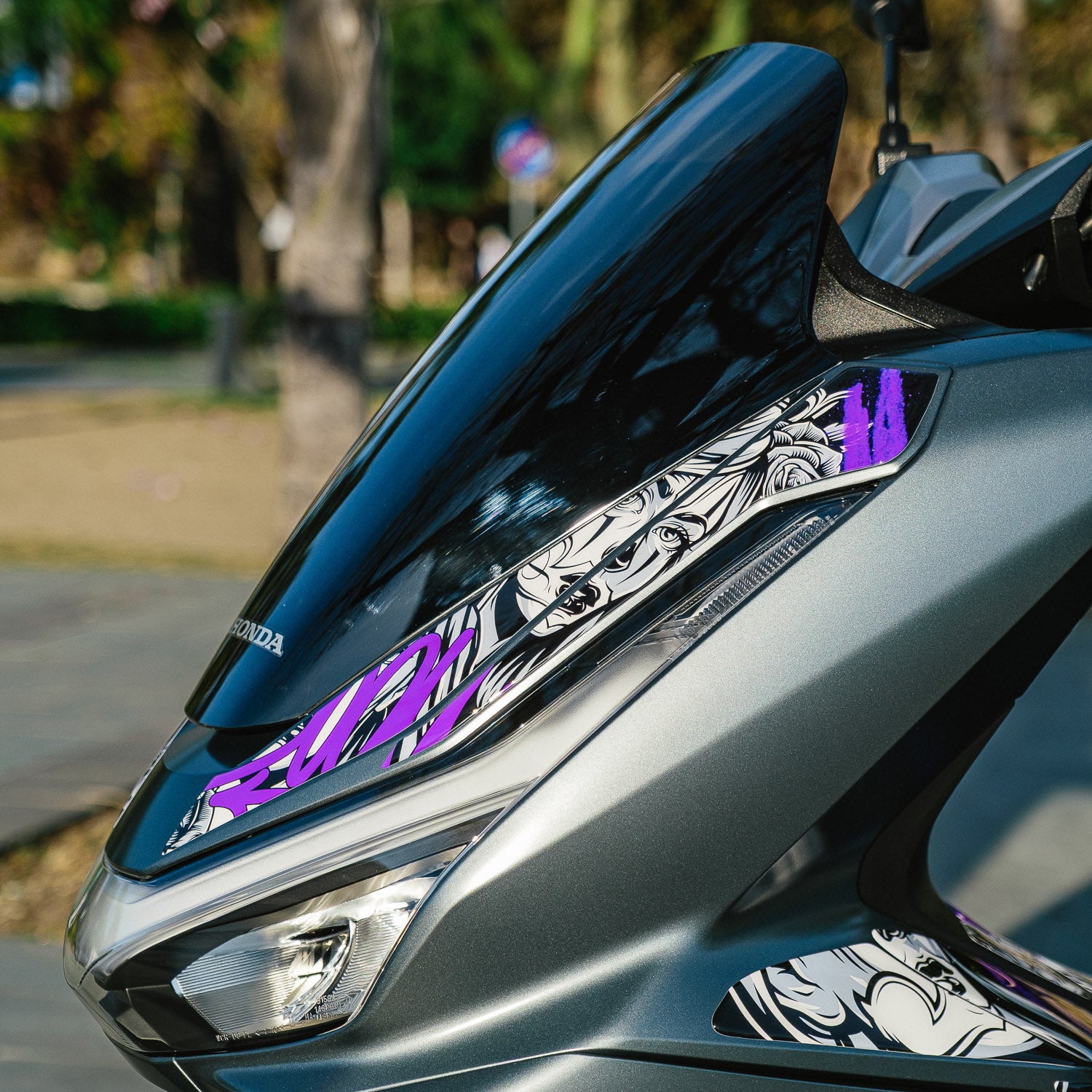 Honda PCX Barrio Divas Tank Pad Set (2025)