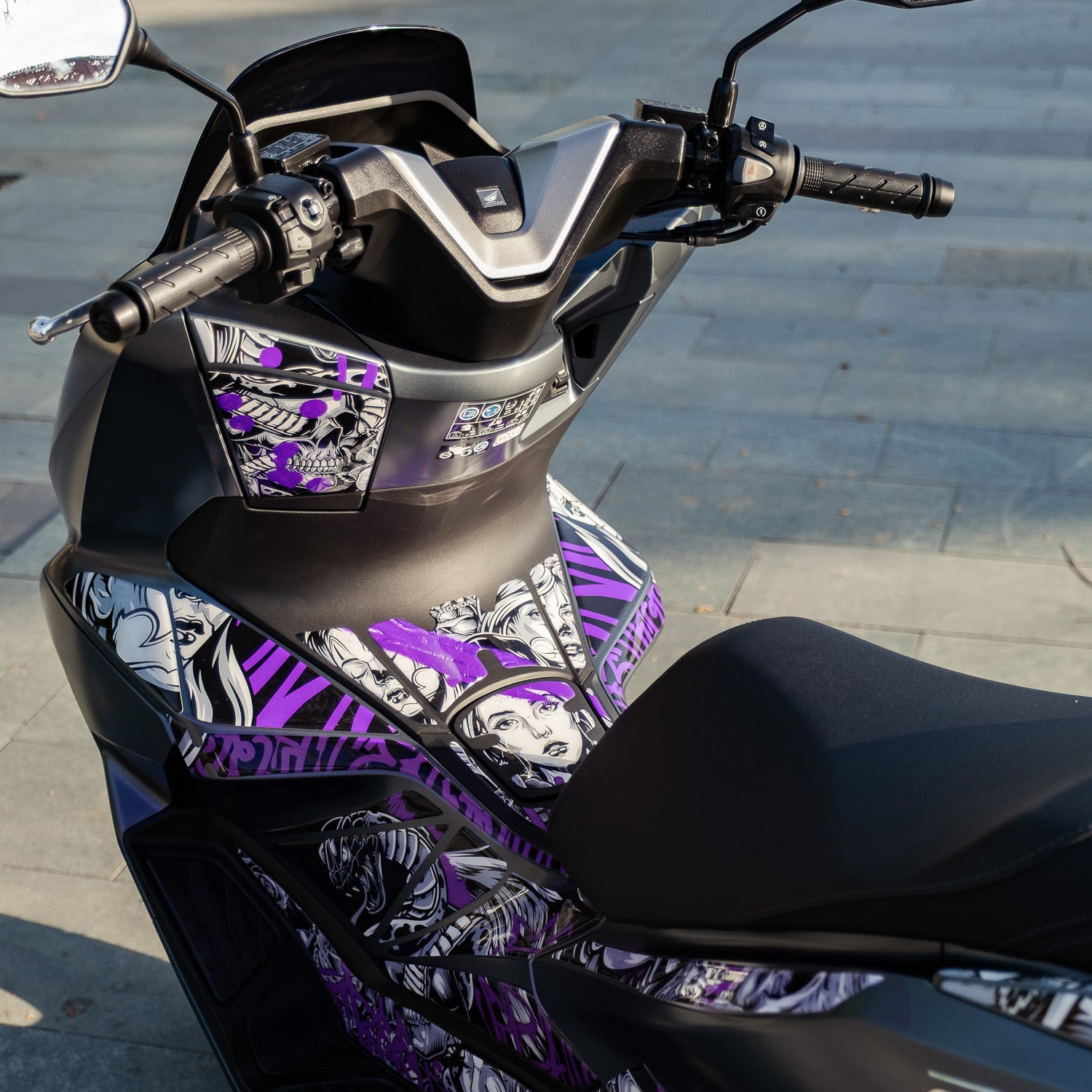 Honda PCX Barrio Divas Tank Pad Set (2025)