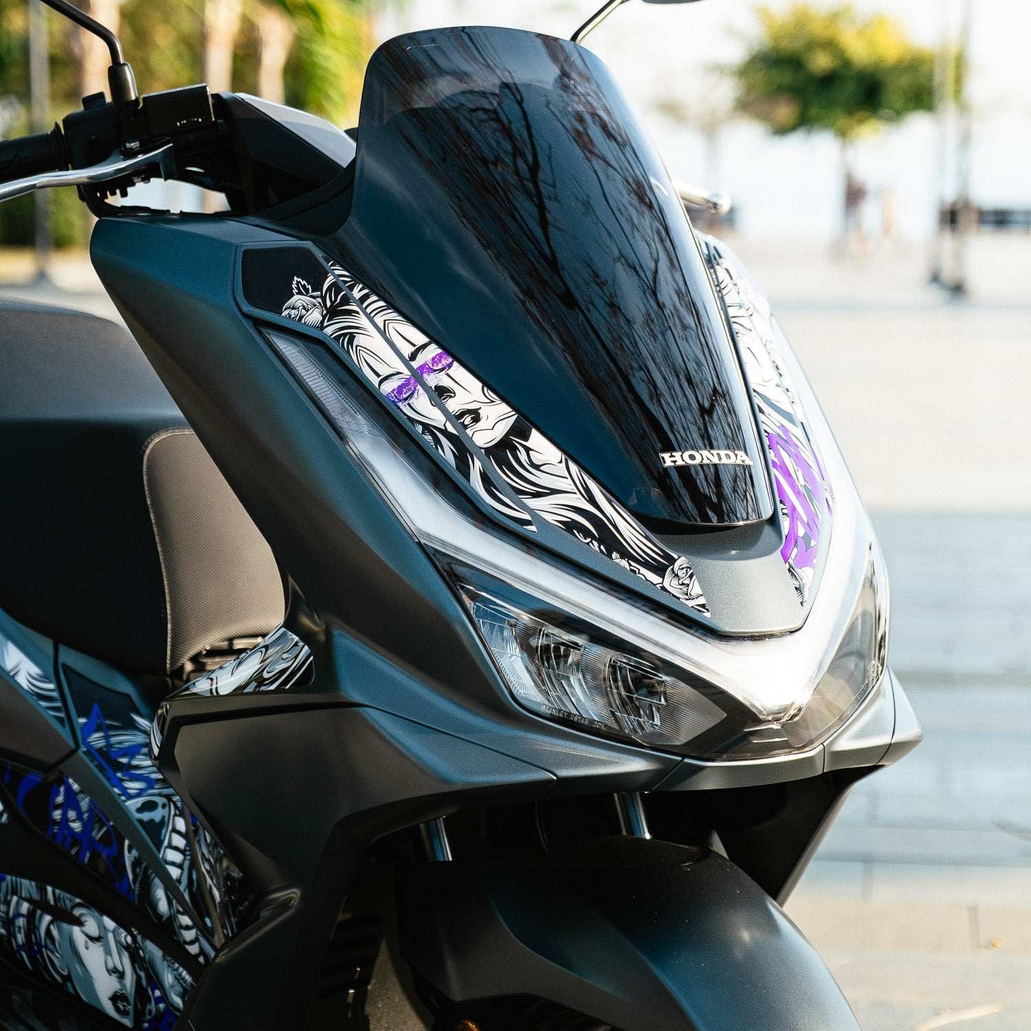 Honda PCX Barrio Divas Tank Pad Set (2025)