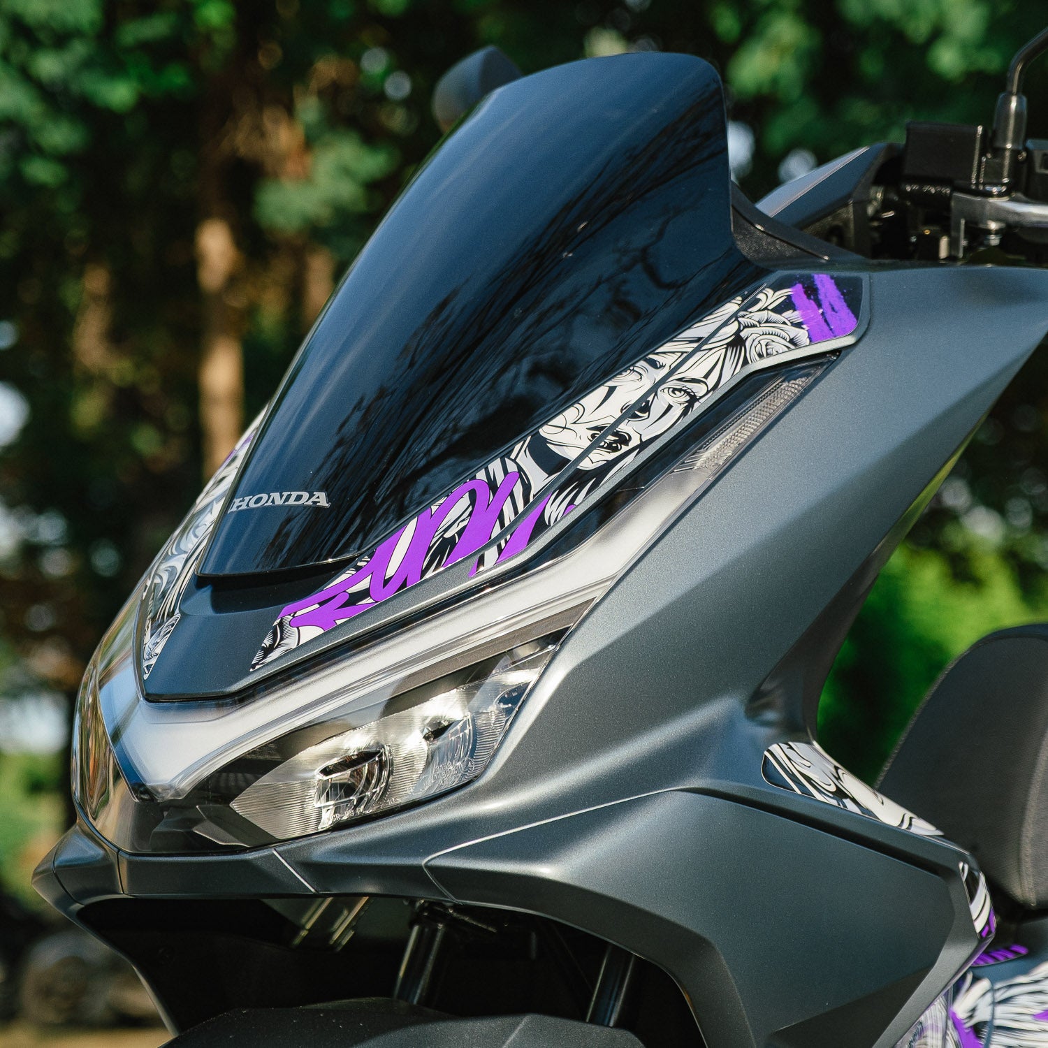 Honda PCX Barrio Divas Tank Pad Set (2025)