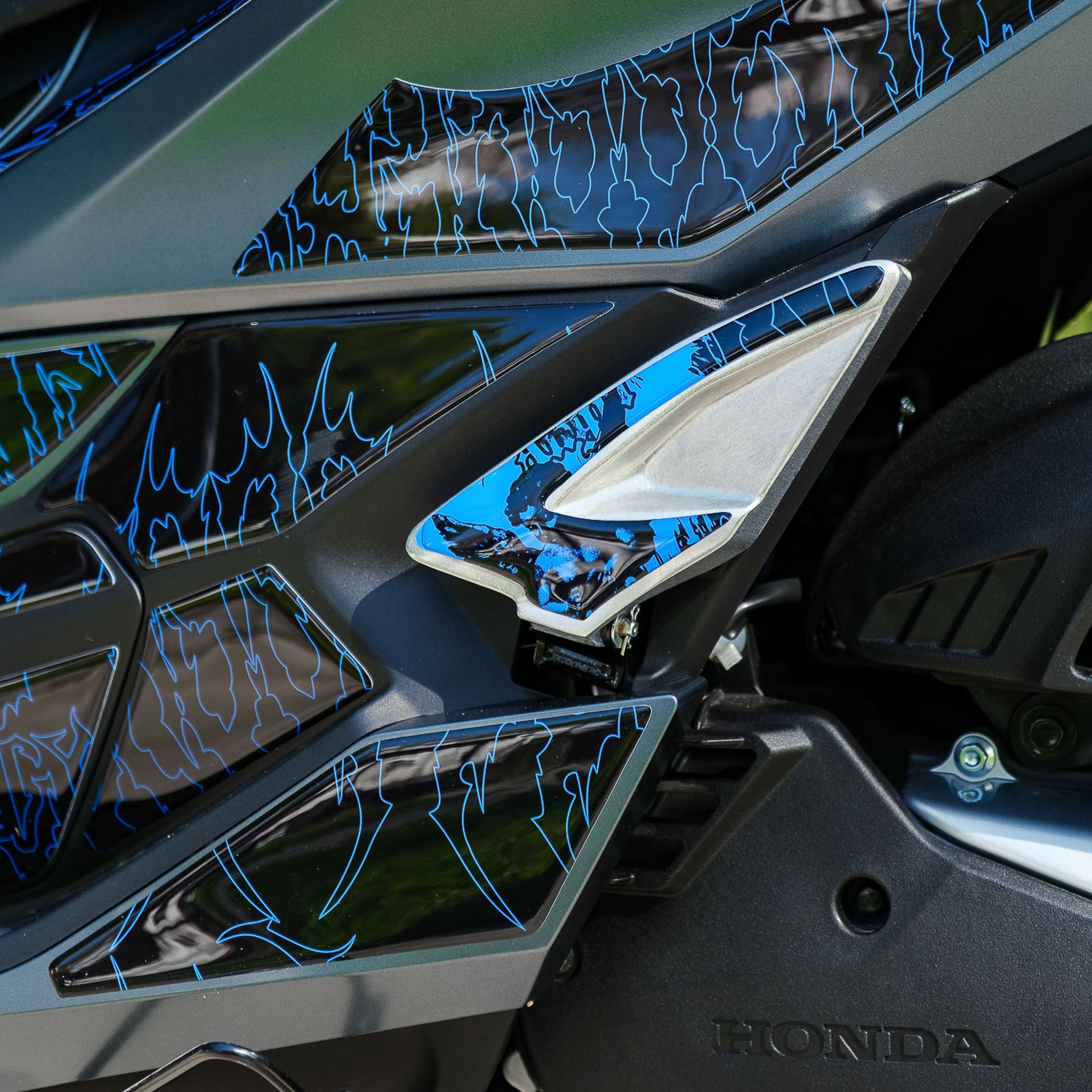 Honda PCX Beyond the Eternity Tank Pad Set (2025-2026)