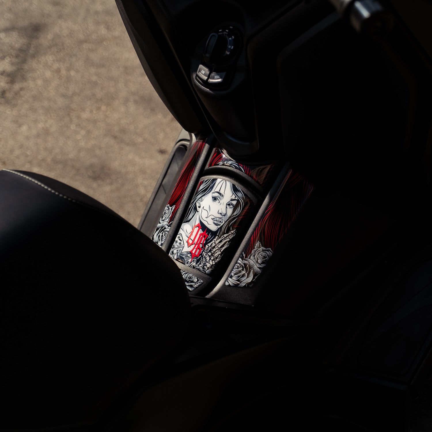 Yamaha XMAX Shadow Queen Tank Pad Set (2023-2025)