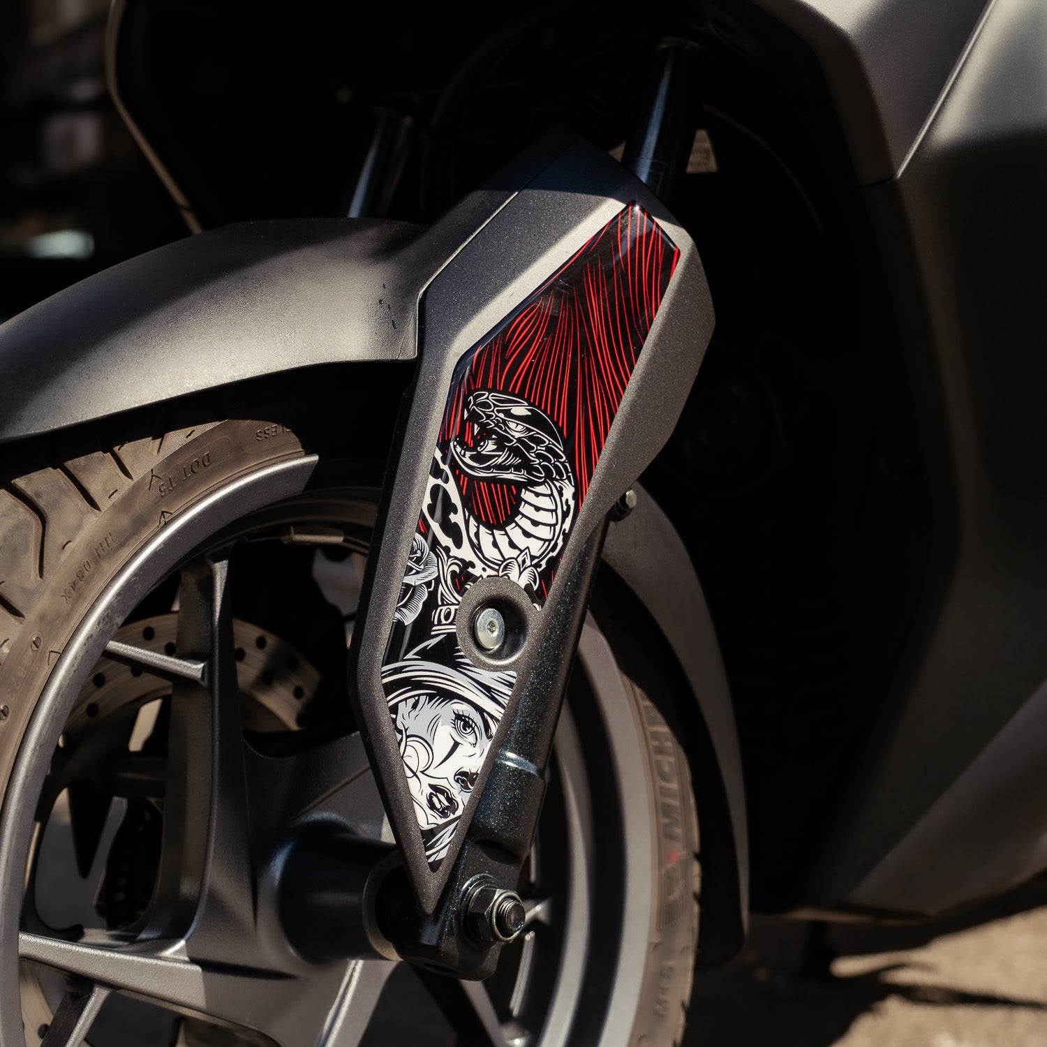 Yamaha XMAX Shadow Queen Tank Pad Set (2023-2025)