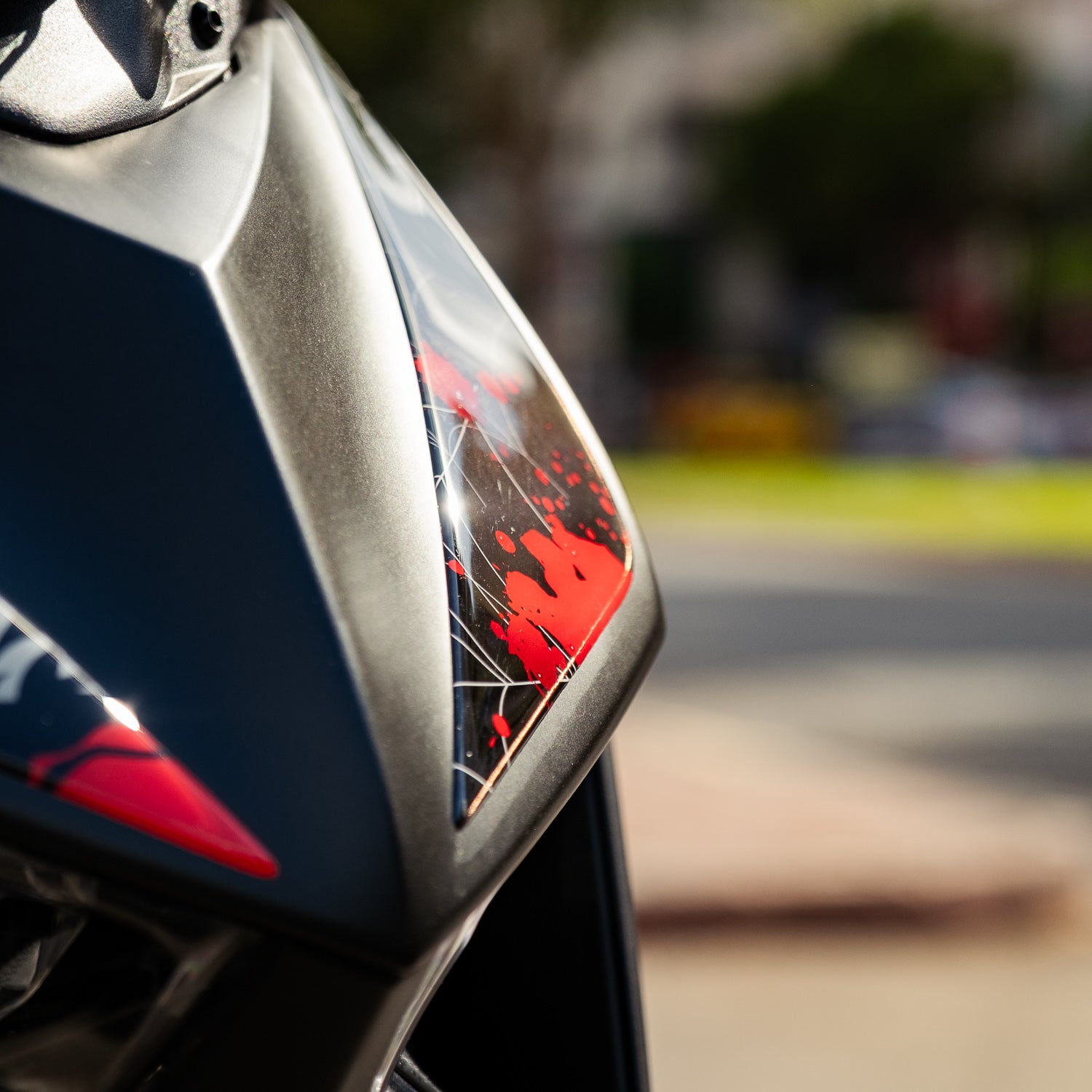 Yamaha XMAX Venom Tank Pad Set (2023-2025)