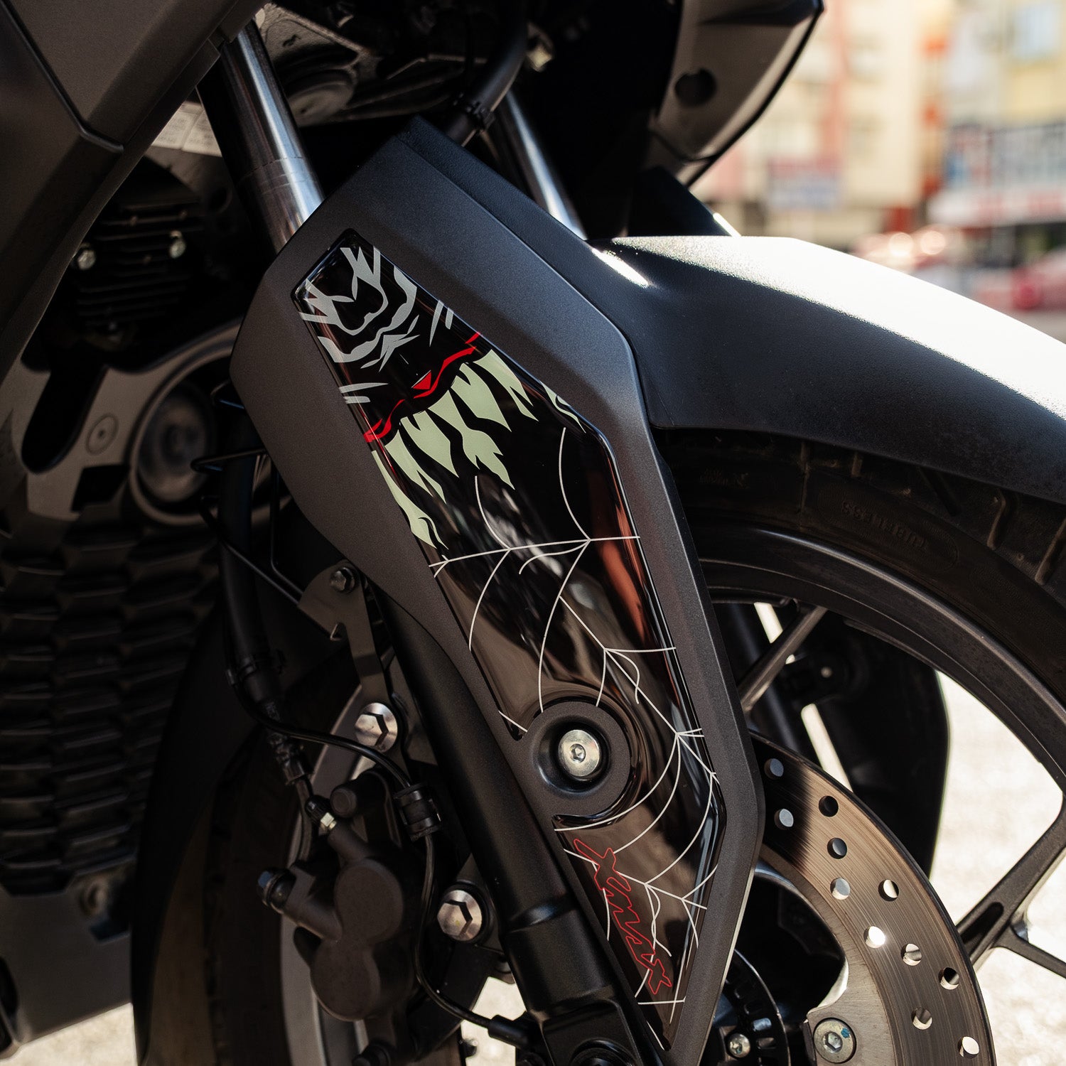 Yamaha XMAX Venom Tank Pad Set (2023-2025)